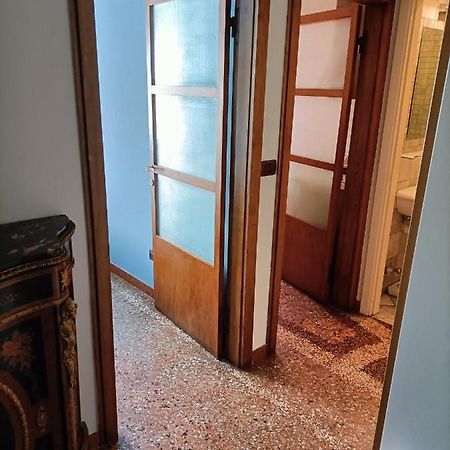 Sun Studio Apartment Bologna Luaran gambar