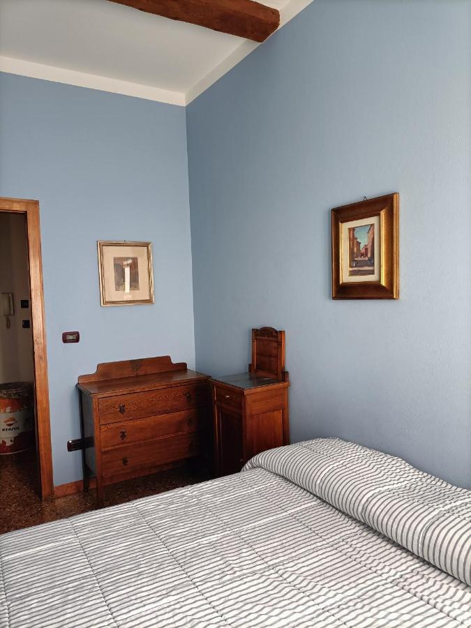 Sun Studio Apartment Bologna Luaran gambar